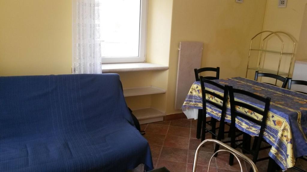 Apartment Pomirenja كورتْشولا الغرفة الصورة