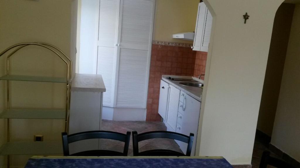 Apartment Pomirenja كورتْشولا الغرفة الصورة